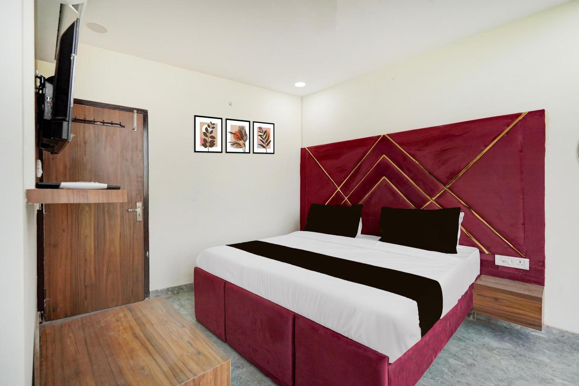 Hotel O Indirapuram Grand Ghaziabad Esterno foto